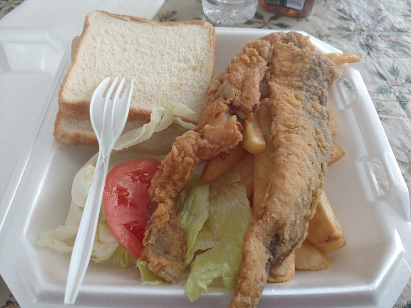 Dave's Carry-Out food