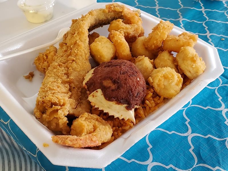 Dave's Carry-Out food